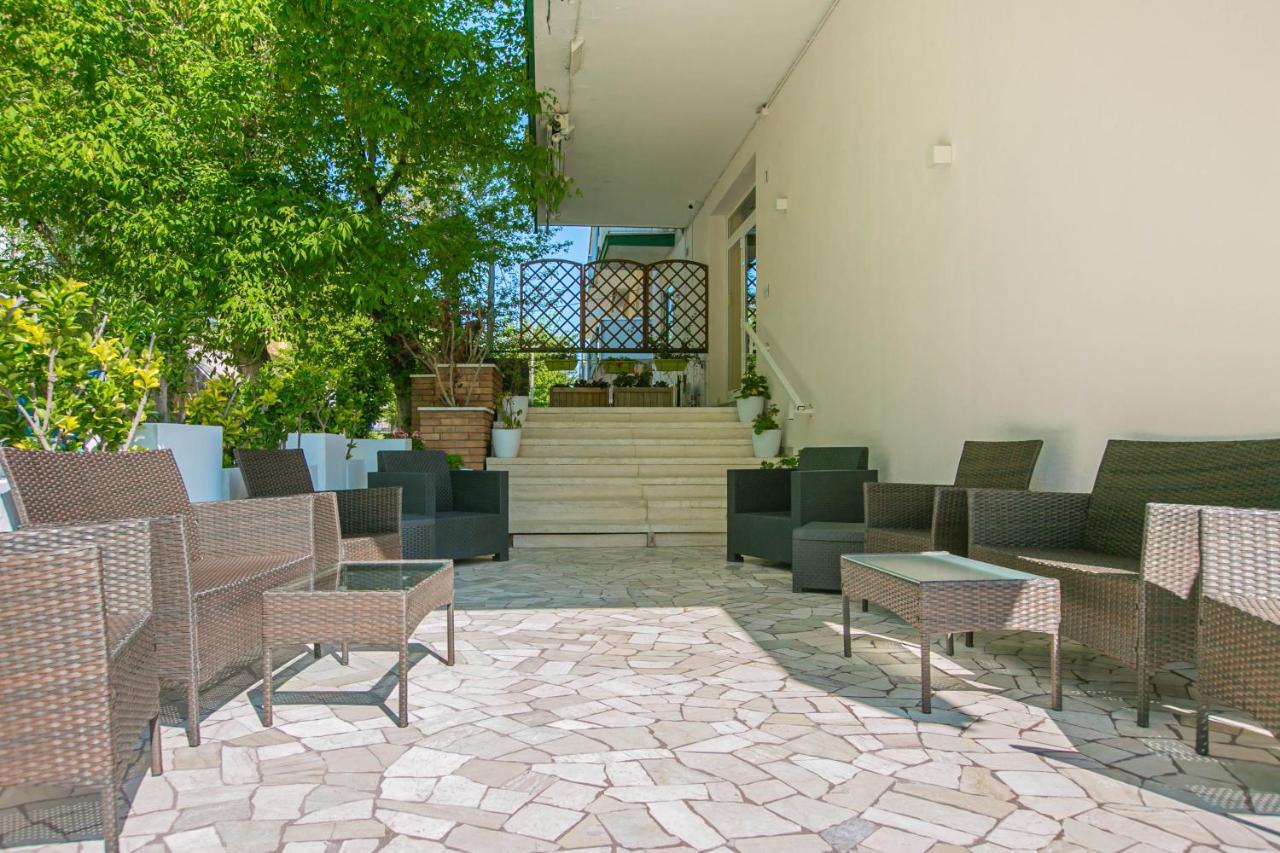 Hotel Mara ريميني المظهر الخارجي الصورة